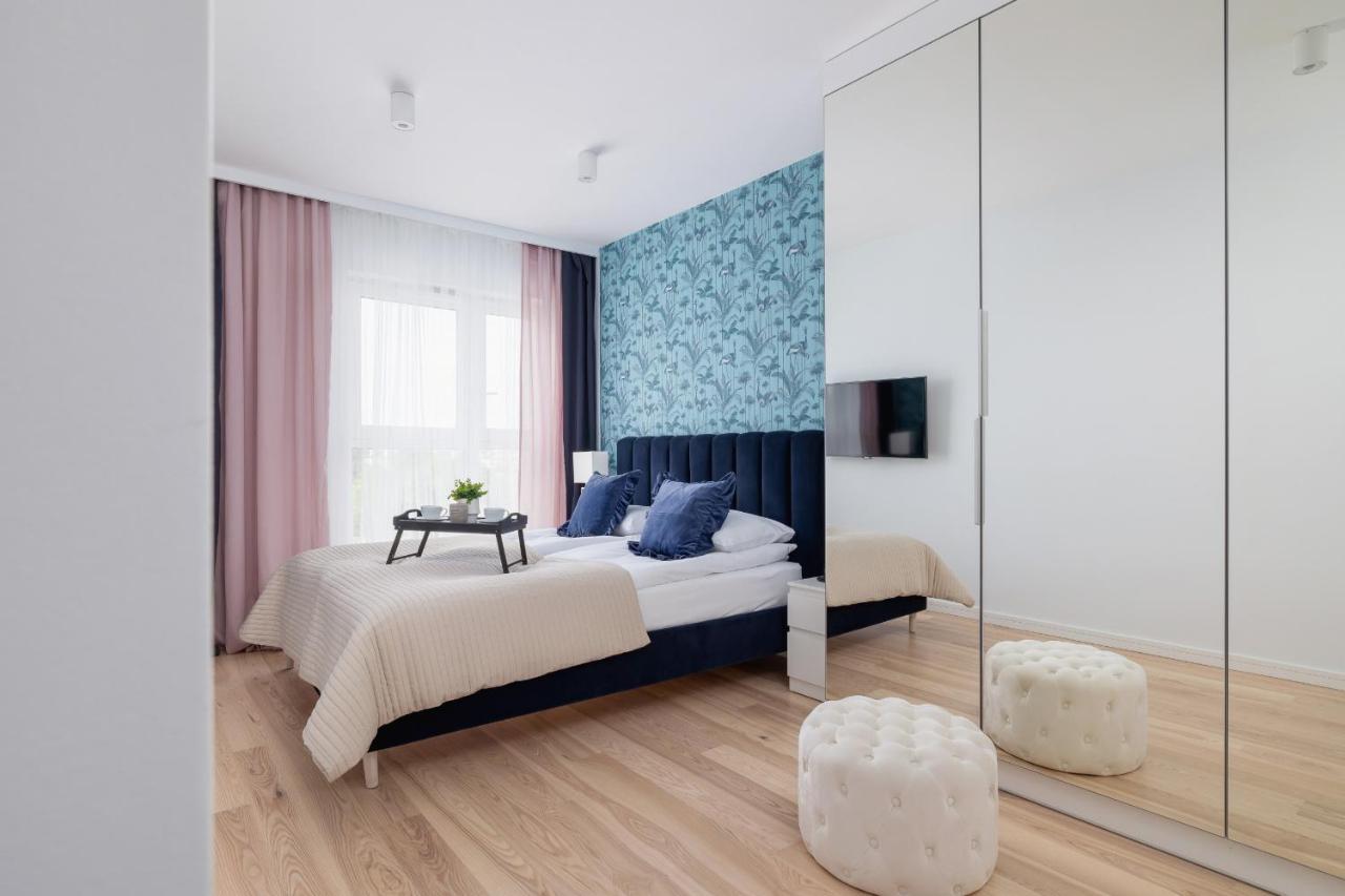 Vetulaniego Apartment With Air Conditioning & Parking By Renters Prestige Krasków Eksteriør bilde